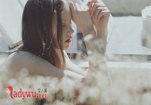 曾经那么喜欢你的我 真的要走了_伤感图片