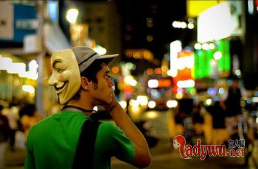 个性欧美潮男意境图片_连我自己都嘲笑自己