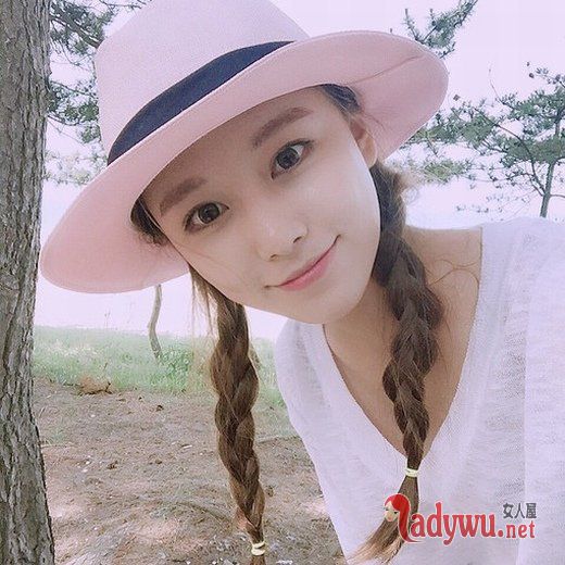 如果你有爱的人 就努力让她幸福_非主流美女