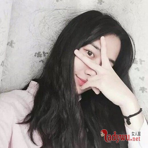 在爱情里面受伤了 就不是那么容易爬起来_非主流美女