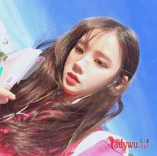 在爱情里面受伤了 就不是那么容易爬起来_非主流美女