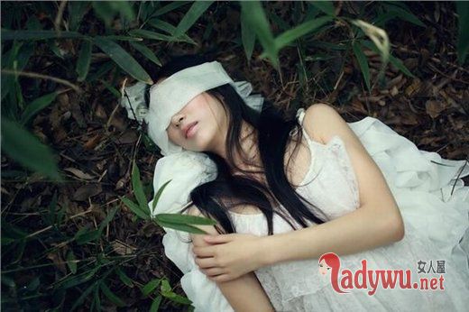 森系女孩图片_死去的爱 还有什么好缅怀
