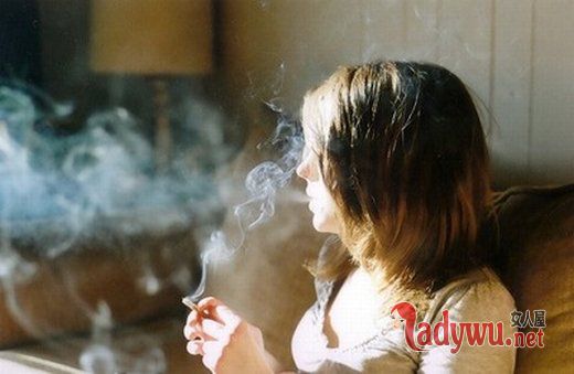 非主流抽烟图片_我不要短暂的温存,只要你一世的陪伴