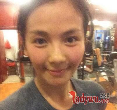 刘涛皮肤水嫩身材好 美容瘦身独家秘诀公开6.jpg