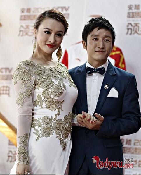 邹市明与老婆冉莹颖