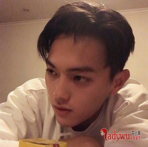 我真的没办法让你感动_非主流帅哥