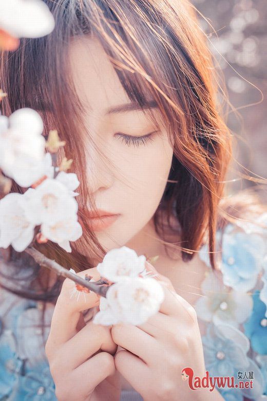因为爱 所以才互相吸引_唯美图片