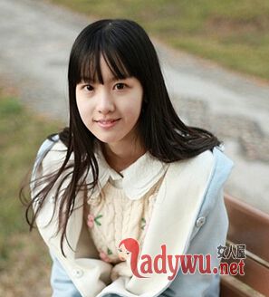 《左耳》女主陈都灵小清新发型集