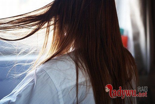 图片大全唯美伤感背影_早想到玻璃很易碎