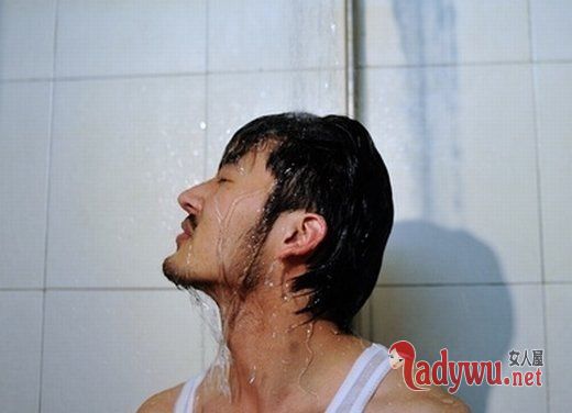 可能你从来不相信 我是真的爱你_伤感图片