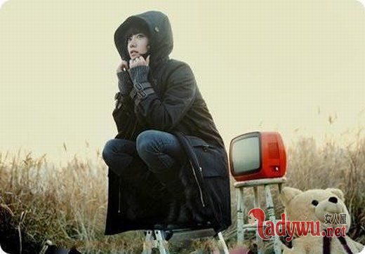 你并不在意 站在那个地方的我有多孤独_伤感图片