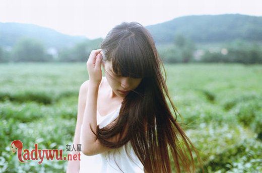 学会孤独和享受一个人的时候_伤感图片