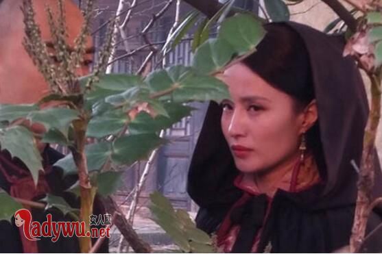 吴聘母亲扮演者是谁