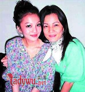 张韶涵的妈妈现状报应