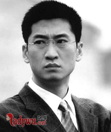 周杰身价过亿是真的吗