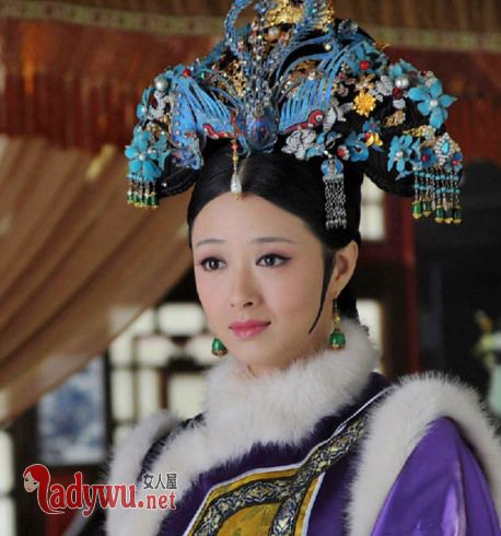 历史上华妃是怎么死的
