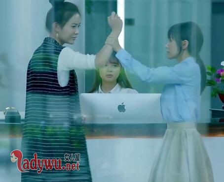 杨亚俐被谁恐吓