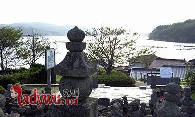 杨贵妃的墓地在日本吗