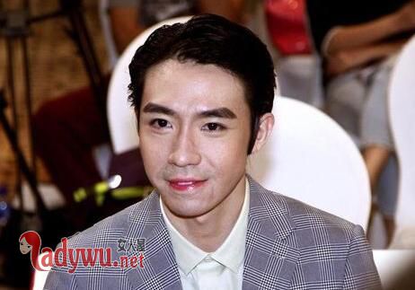 俞灏明烧伤事件烟火师