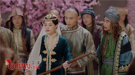 图尔丹喜欢周莹吗