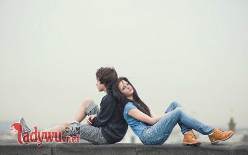 男人暗恋女人的表现有哪些