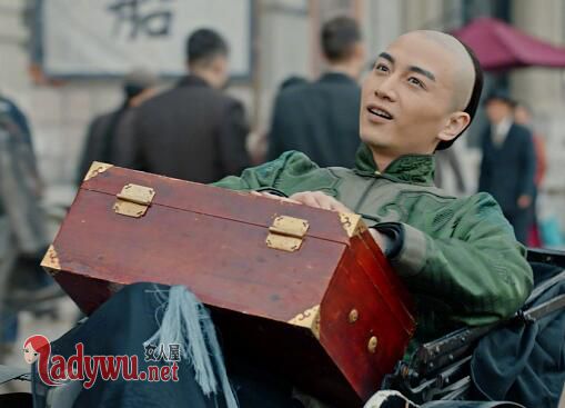 周莹去上海