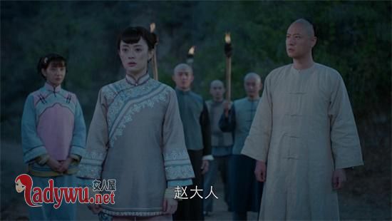 周莹知道赵白石喜欢她吗