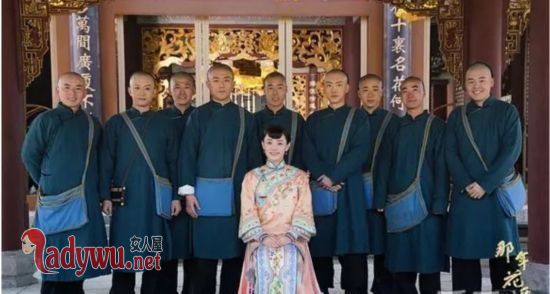 周莹的家业谁继承了