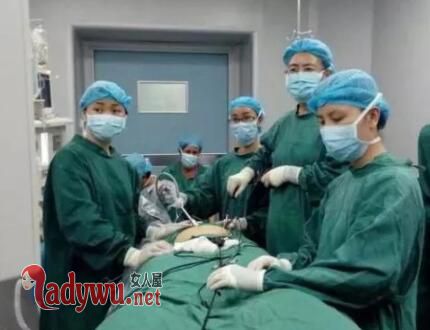医生报警抢救孕妇