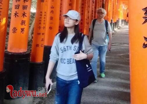 爷孙恋日本度蜜月