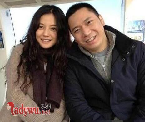黄有龙和赵薇离婚了吗