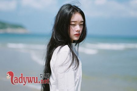 摩羯女生气的表现