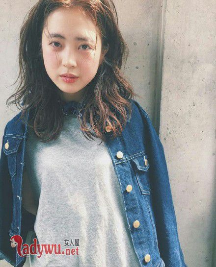 女人对你有意思的信号