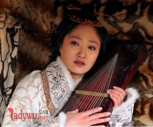 蔡文姬为什么要归汉