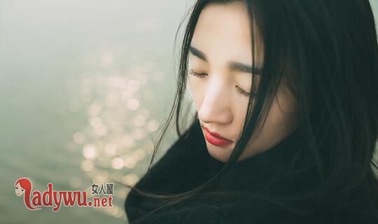 飞机上的艳遇