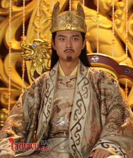 李显和武则天的关系
