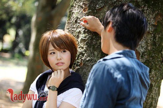 跟女生聊天不冷场