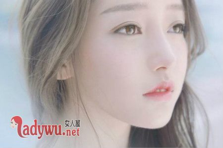 女人黑眼圈是什么原因引起的