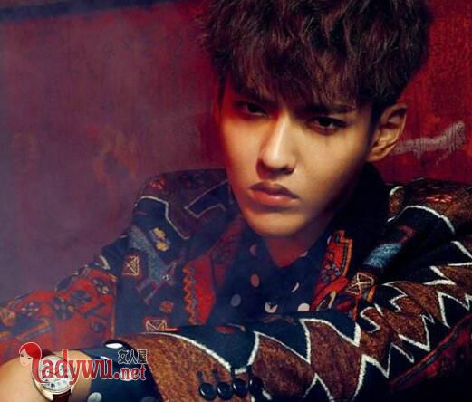 吴亦凡说允儿最好看