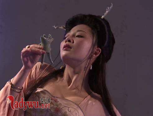 慈禧晚年喜欢长舌头