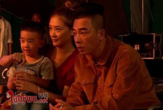 陈小春与应采儿的相爱历程