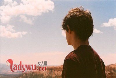 怎么抓住属羊男的心