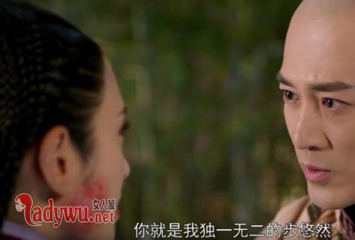 东哥脸上的伤