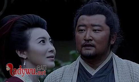 穆如寒江怎么逃出地下城的