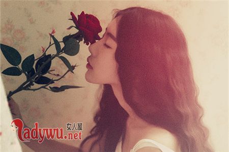 属鼠女生不搭理你的原因