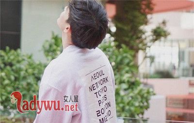 属龙男有责任担当吗