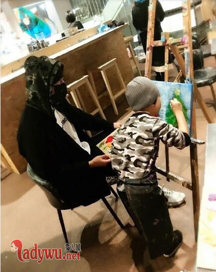 　周杰伦小泡芙兄妹