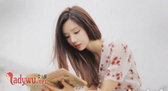 属鼠女不理你的原因
