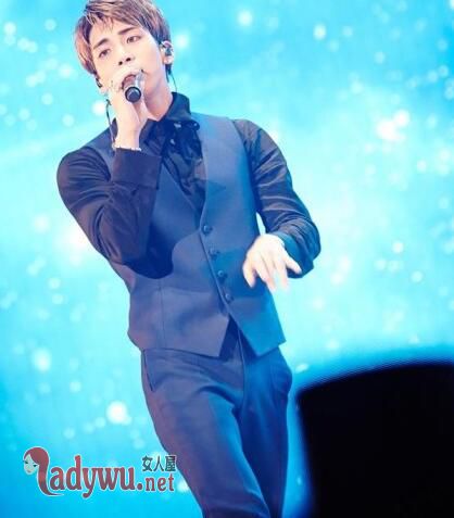 SHINee金钟铉确认死亡