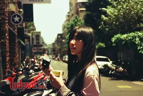 男人突然删掉女人微信
